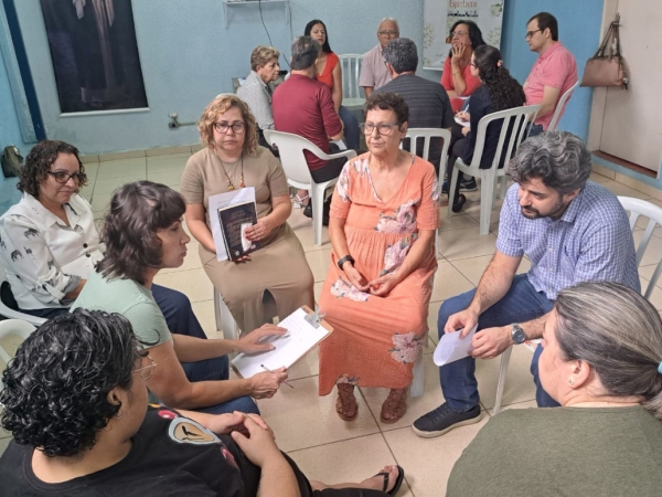 Encontro de Reciclagem e Reunião de Voluntários no NEEFA
